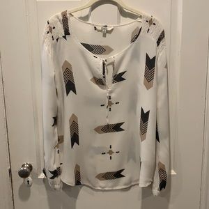 EUC BB Dakota Tribal open Sleeve Tunic Size M